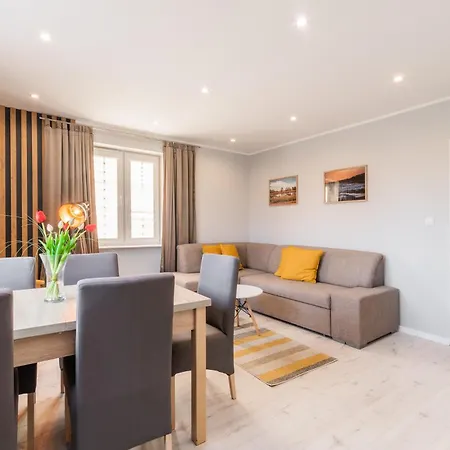 Bryza Jantar apartamenty z sauną&domki z kominkami Pokój zdjęcie