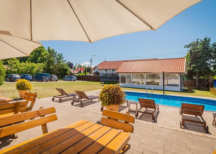 Bryza Jantar Apartamenty Z Sauna & Domki Z Kominkami