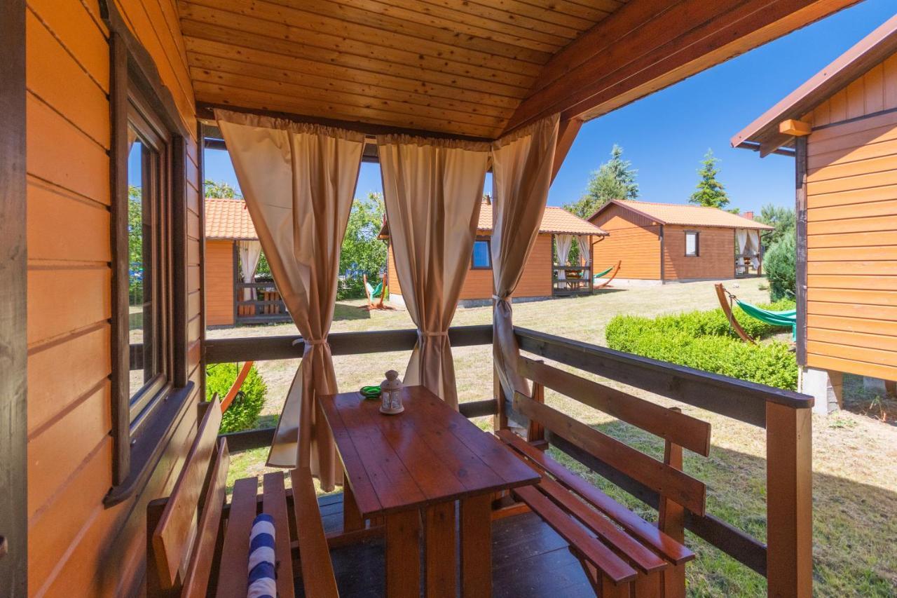 Bryza Z Sauna & Z Kominkami Leilighet Jantar