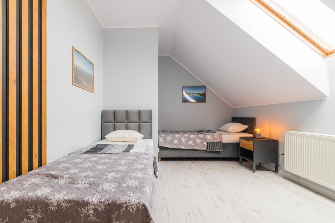Bryza Z Sauna & Z Kominkami Apartment Jantar