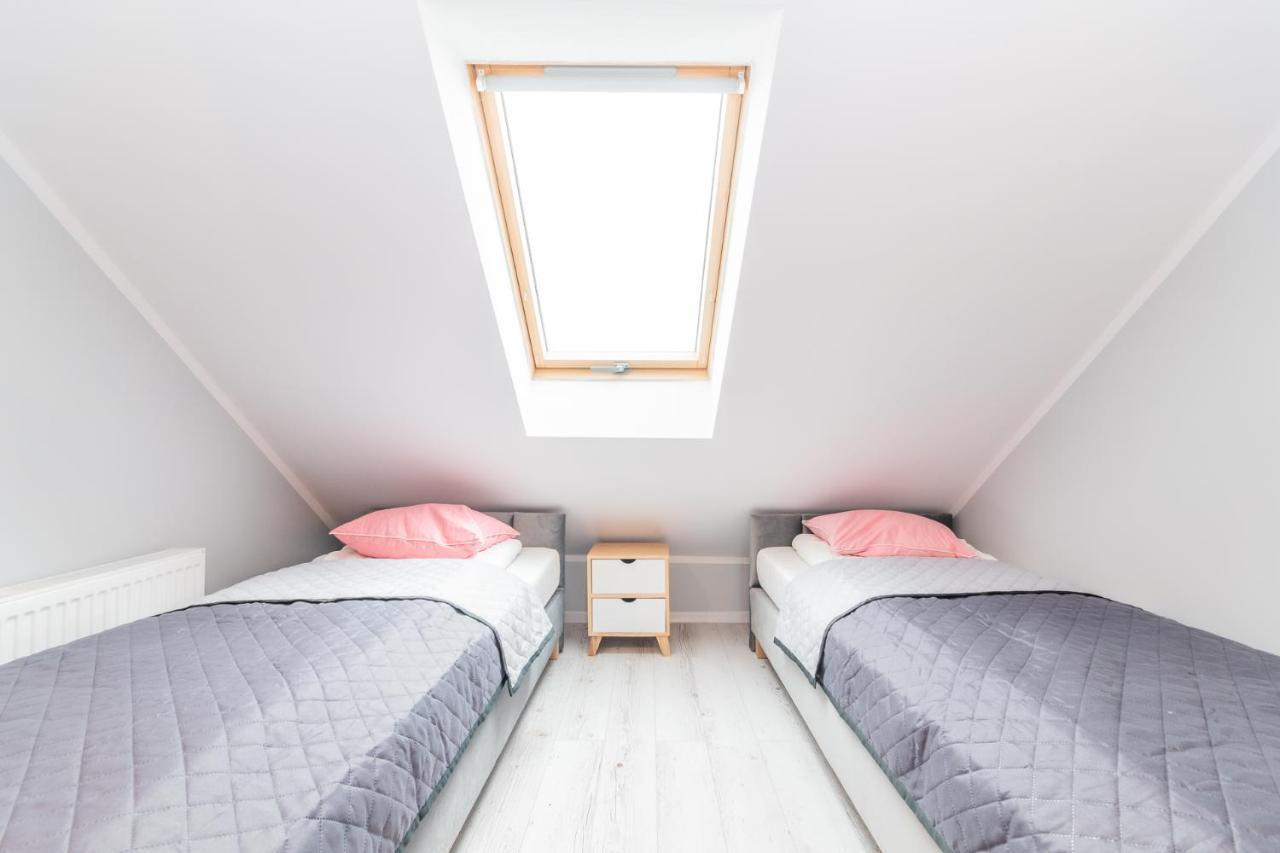 Bryza Z Sauna & Z Kominkami Apartment Jantar